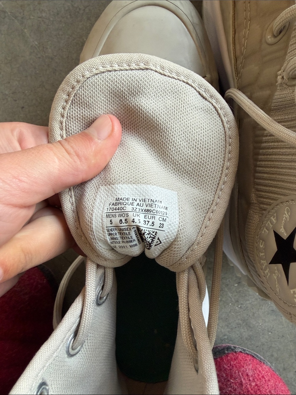 Converse - Picture 5 of 5